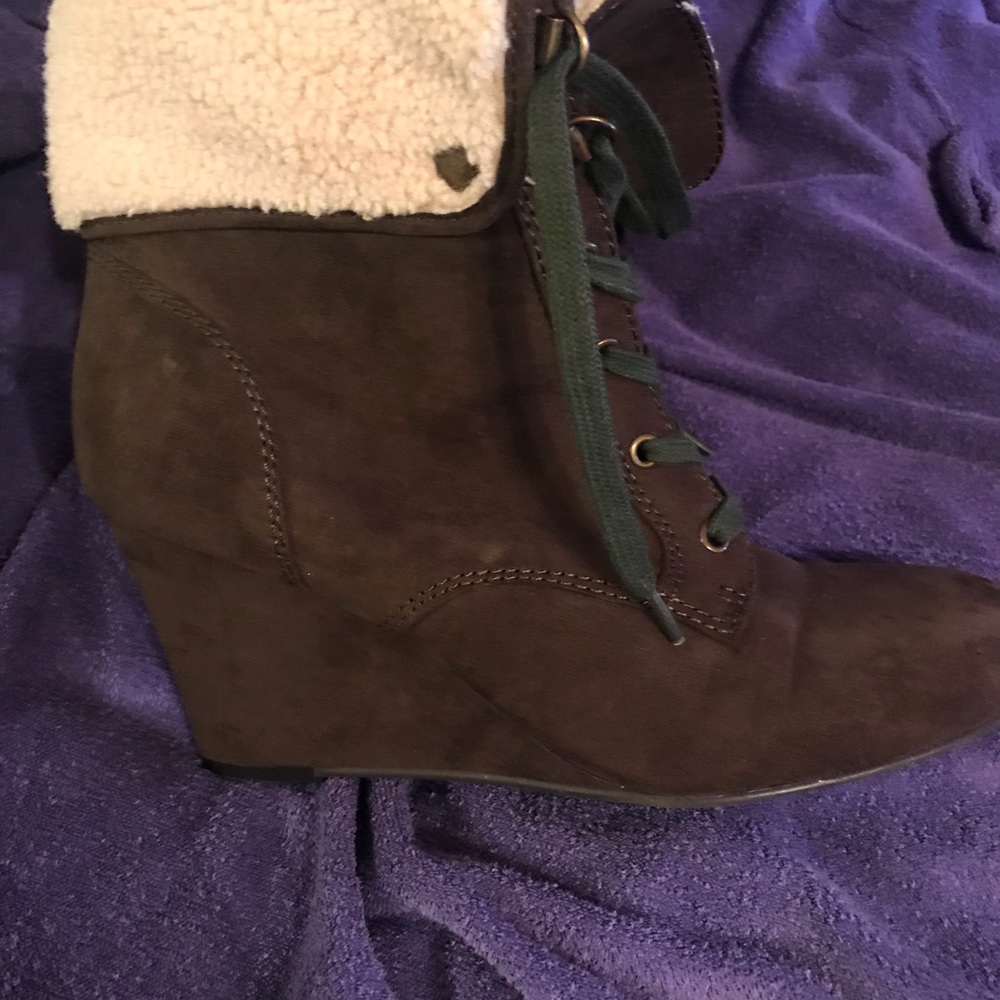 Bootie - Picture 4 of 4